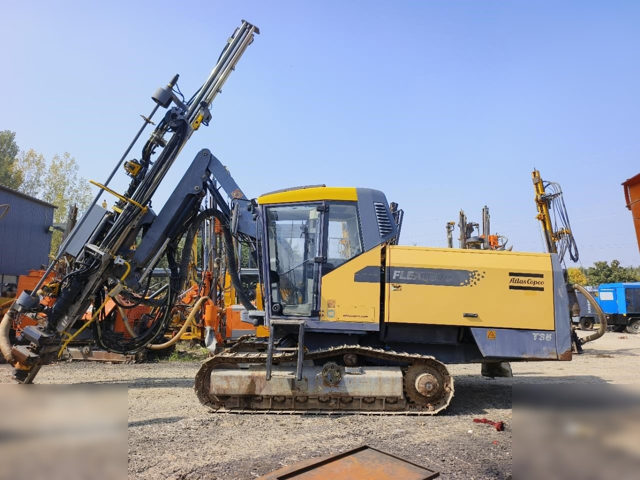 2012 ATLAS COPCO FLEXIROC T35-11 - Perforadora: foto 1 2012 ATLAS COPCO FLEXIROC T35-11 - Perforadora: foto 1