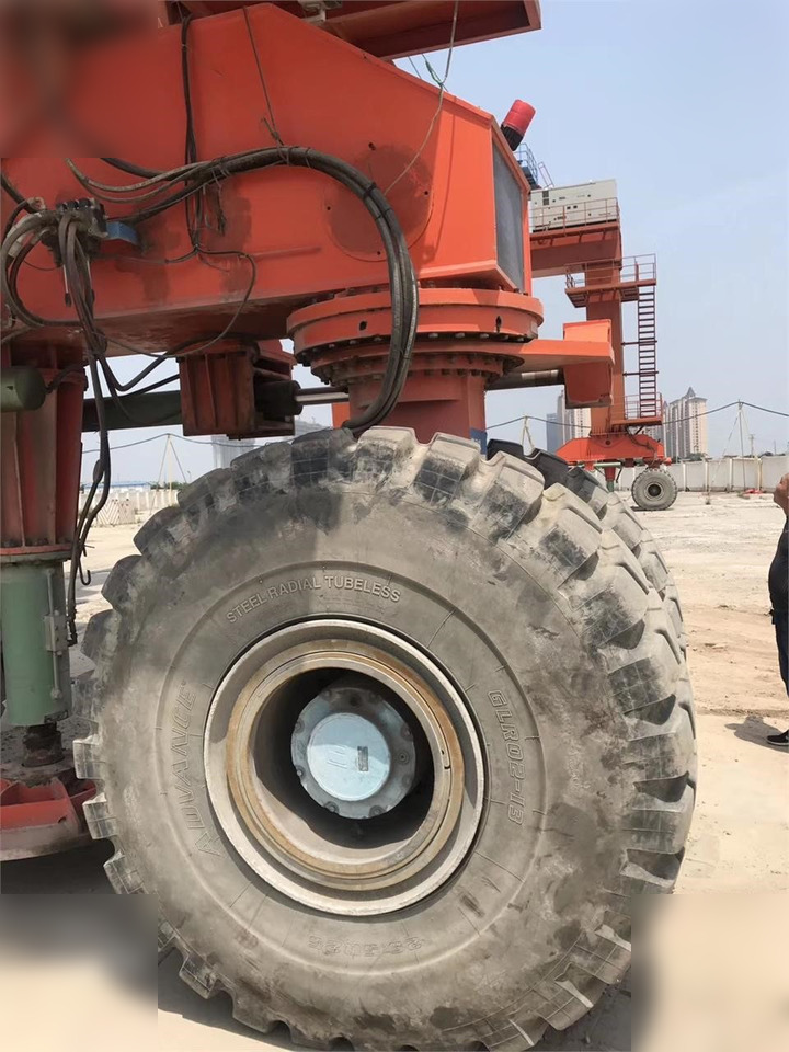 2017 ZHONGTIE MDEL300 - Grúa pórtico: foto 4 2017 ZHONGTIE MDEL300 - Grúa pórtico: foto 4