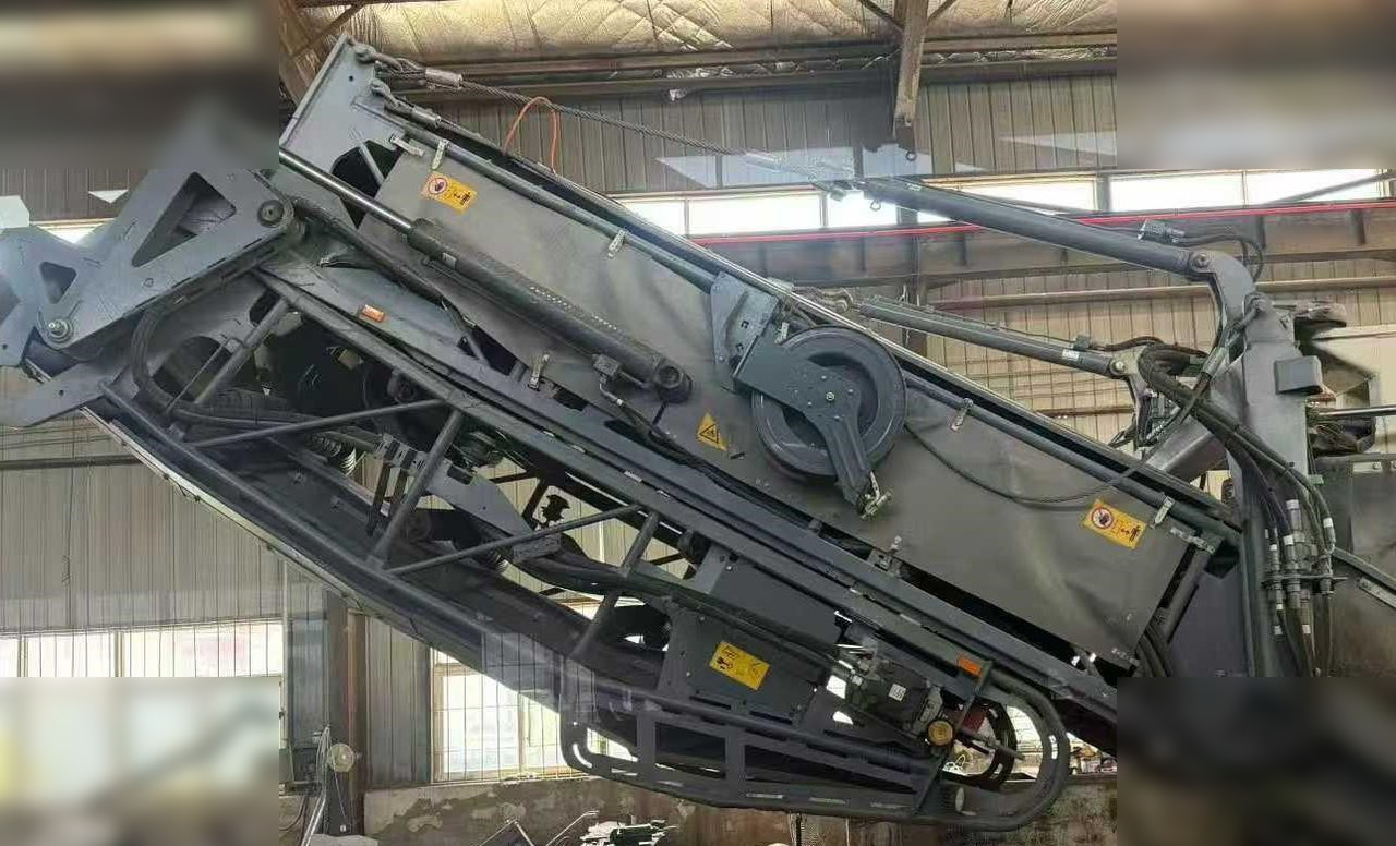 2021 WIRTGEN W205 - Fresadora en frío: foto 5 2021 WIRTGEN W205 - Fresadora en frío: foto 5