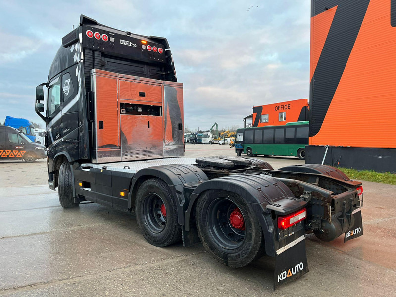 Cabeza tractora Volvo FH 16 750 6x4 GCW 80 ton / RETARDER / HYDRAULICS / TANDEM AXLE LIFT: foto 8 Cabeza tractora Volvo FH 16 750 6x4 GCW 80 ton / RETARDER / HYDRAULICS / TANDEM AXLE LIFT: foto 8