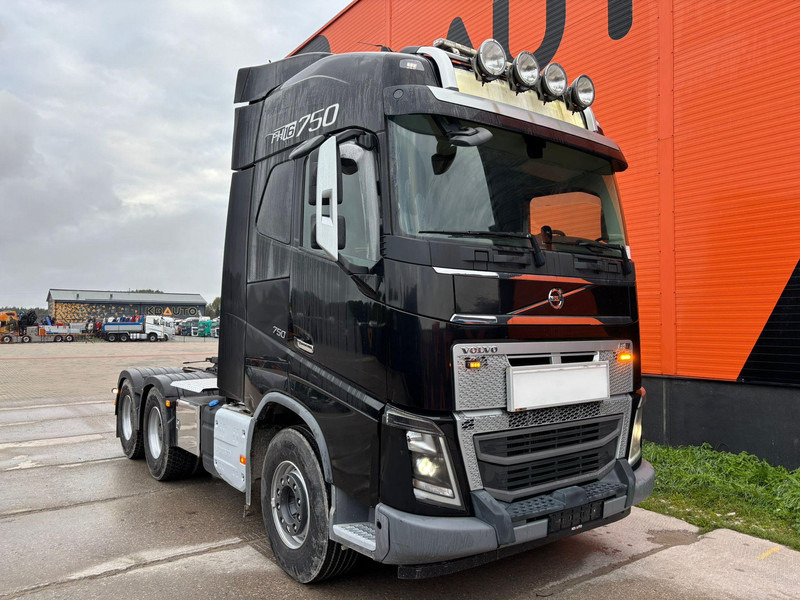 Volvo FH 16 750 6x4 GCW 90 ton / RETARDER - Cabeza tractora: foto 4 Volvo FH 16 750 6x4 GCW 90 ton / RETARDER - Cabeza tractora: foto 4
