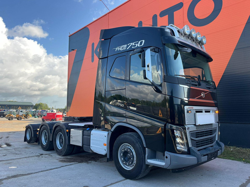 Volvo FH 16 750 8x4 GCW 90 ton / DOLLY / RETARDER - Cabeza tractora: foto 3 Volvo FH 16 750 8x4 GCW 90 ton / DOLLY / RETARDER - Cabeza tractora: foto 3