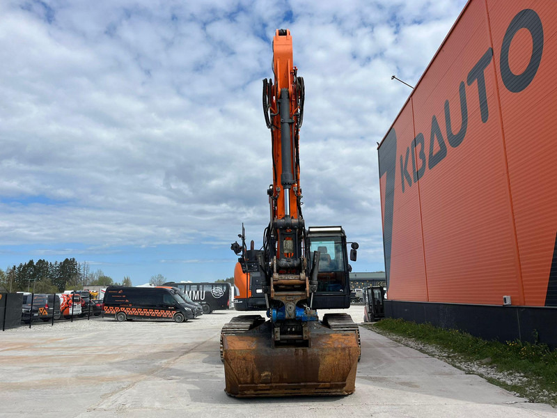 Doosan DX 235 LCR-5 3 D / ROTOTILT / CENTRAL LUBRICATION / AC - Excavadora de cadenas: foto 3 Doosan DX 235 LCR-5 3 D / ROTOTILT / CENTRAL LUBRICATION / AC - Excavadora de cadenas: foto 3