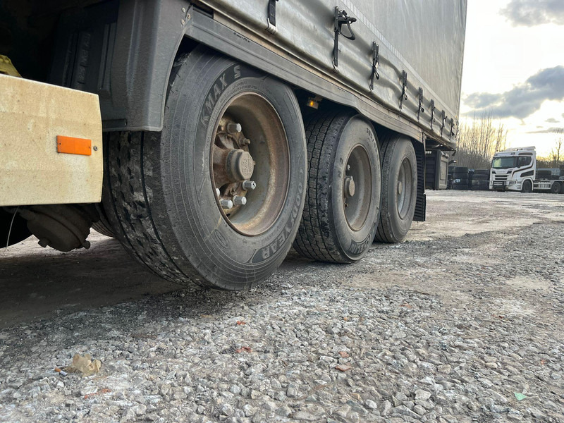 Semirremolque lona Krone SD: foto 16 Semirremolque lona Krone SD: foto 16