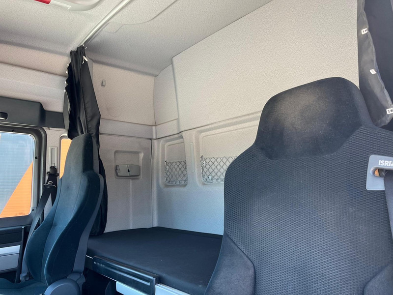 Camión frigorífico MAN TGX 26.480 6x2*4 HULTSTEINS / BOX L=8553 mm: foto 18 Camión frigorífico MAN TGX 26.480 6x2*4 HULTSTEINS / BOX L=8553 mm: foto 18