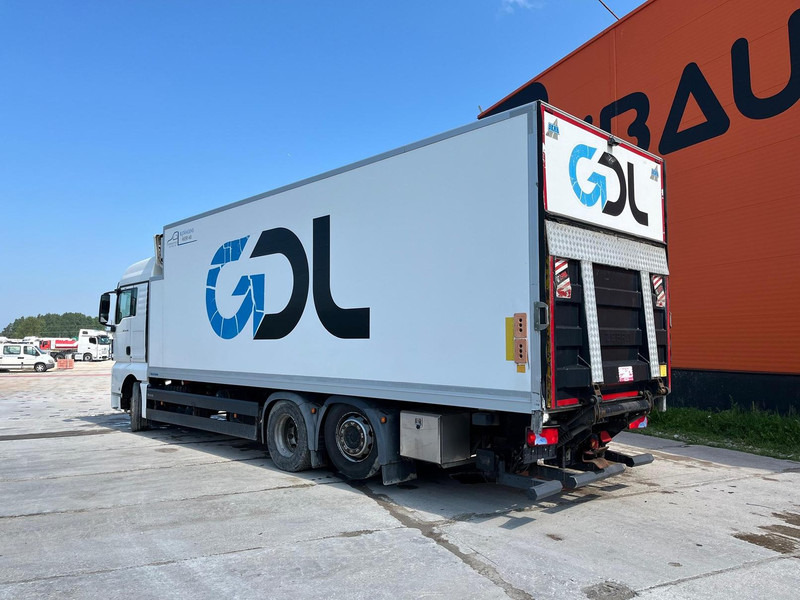 Camión frigorífico MAN TGX 26.480 6x2*4 HULTSTEINS / BOX L=8553 mm: foto 8 Camión frigorífico MAN TGX 26.480 6x2*4 HULTSTEINS / BOX L=8553 mm: foto 8