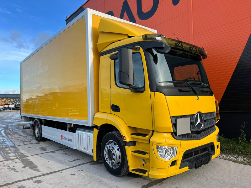 Mercedes-Benz Antos 1827 4x2 BOX L=7536 mm - Camión caja cerrada: foto 4 Mercedes-Benz Antos 1827 4x2 BOX L=7536 mm - Camión caja cerrada: foto 4