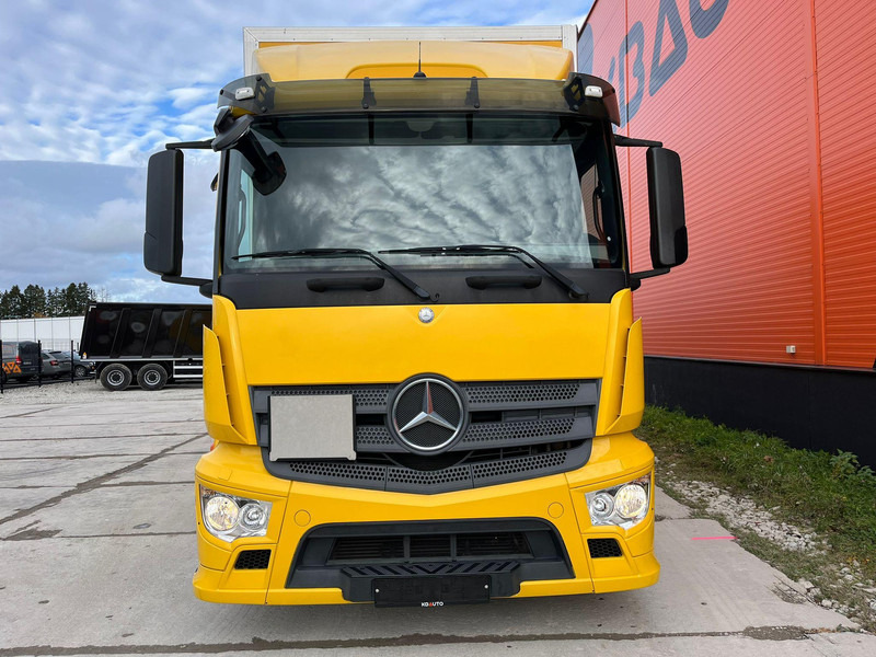 Mercedes-Benz Antos 1827 4x2 BOX L=7536 mm - Camión caja cerrada: foto 3 Mercedes-Benz Antos 1827 4x2 BOX L=7536 mm - Camión caja cerrada: foto 3