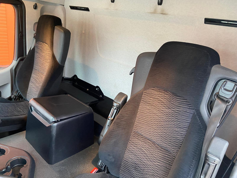 Camión caja cerrada Mercedes-Benz Antos 1827 4x2 BOX L=7538 mm: foto 18