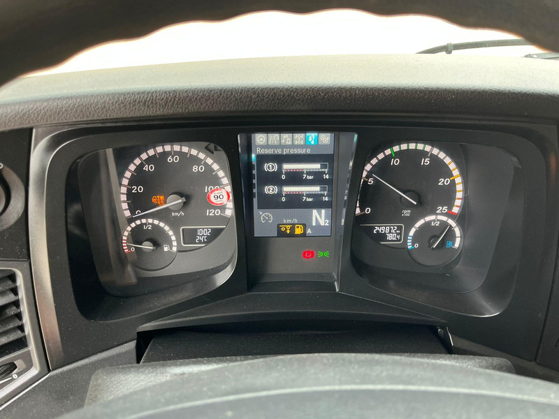 Leasing de Mercedes-Benz Arocs 3242 8x4 PK22002 / RETARDER / SNOW PLOW EQUIPMENT / GRAPPLE Mercedes-Benz Arocs 3242 8x4 PK22002 / RETARDER / SNOW PLOW EQUIPMENT / GRAPPLE: foto 19