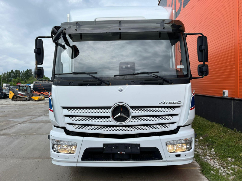 Mercedes-Benz Atego 1524 4x2 MITSUBISHI TU100 SA / BOX L=7660 mm - Camión frigorífico: foto 2 Mercedes-Benz Atego 1524 4x2 MITSUBISHI TU100 SA / BOX L=7660 mm - Camión frigorífico: foto 2