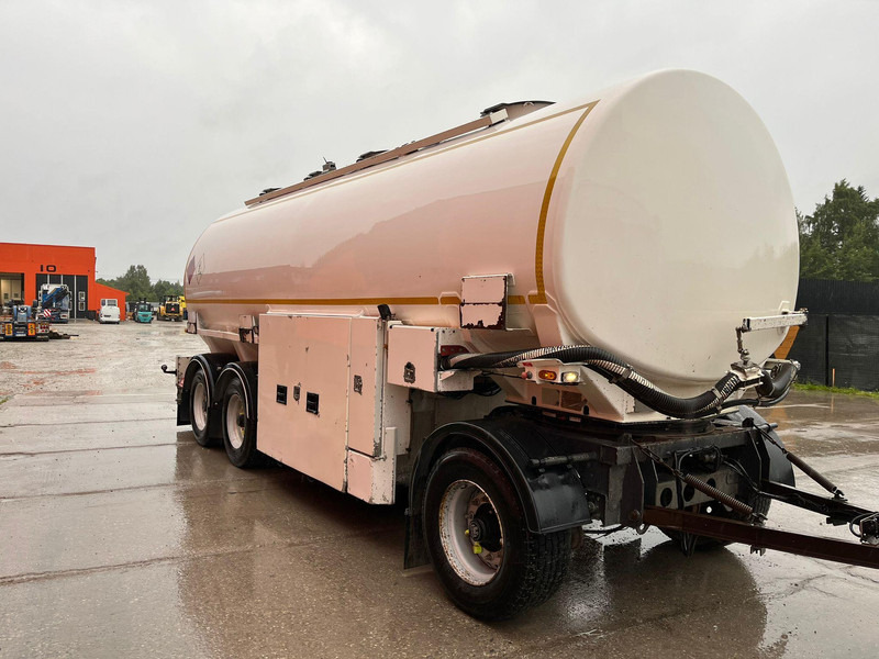 Remolque cisterna ROHR ANH-A-ZE 26 TOTAL CAPACITY 29900 I / 8250+6750+6850+8050 I: foto 8 Remolque cisterna ROHR ANH-A-ZE 26 TOTAL CAPACITY 29900 I / 8250+6750+6850+8050 I: foto 8