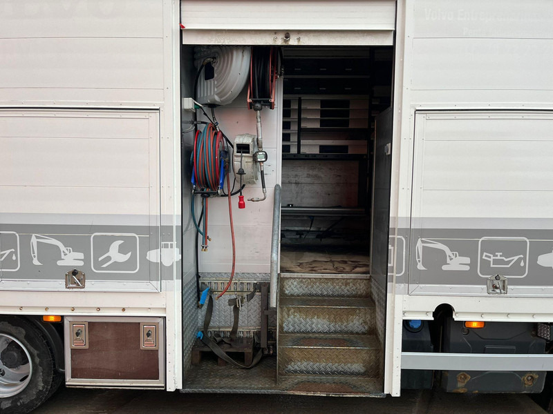 Leasing de Renault D12 4x2 WORKSHOP ON WHEELS / FASSI M30A.13 / BOX L=4459 mm Renault D12 4x2 WORKSHOP ON WHEELS / FASSI M30A.13 / BOX L=4459 mm: foto 9