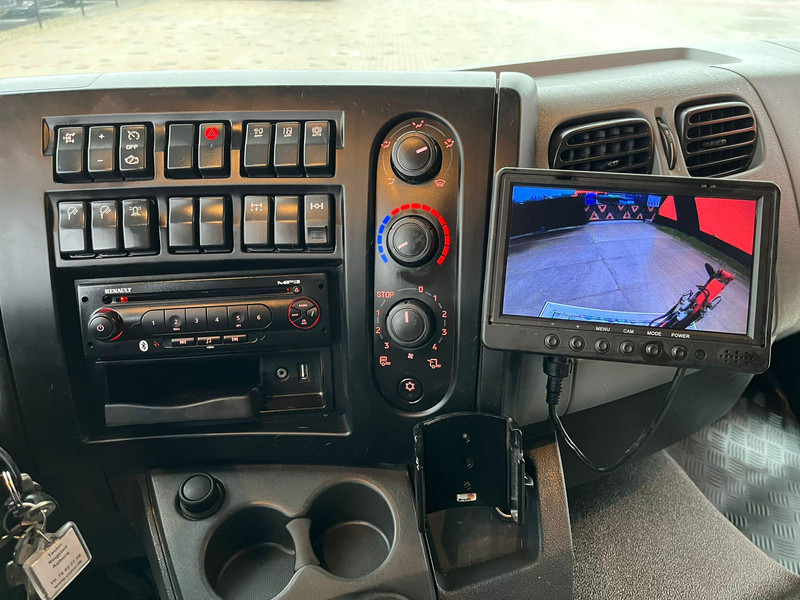 Leasing de Renault D12 4x2 WORKSHOP ON WHEELS / FASSI M30A.13 / BOX L=4459 mm Renault D12 4x2 WORKSHOP ON WHEELS / FASSI M30A.13 / BOX L=4459 mm: foto 20