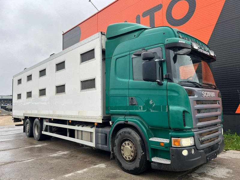 Scania G 480 6x2*4 BOX L=9212 mm / COOLANT LEAKAGE ON 3 RD CYLINDER - Camión transporte de ganado: foto 4 Scania G 480 6x2*4 BOX L=9212 mm / COOLANT LEAKAGE ON 3 RD CYLINDER - Camión transporte de ganado: foto 4