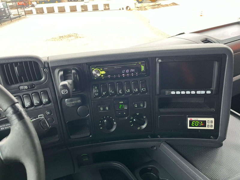 Camión transporte de ganado Scania G 480 6x2*4 BOX L=9212 mm / COOLANT LEAKAGE ON 3 RD CYLINDER: foto 19 Camión transporte de ganado Scania G 480 6x2*4 BOX L=9212 mm / COOLANT LEAKAGE ON 3 RD CYLINDER: foto 19