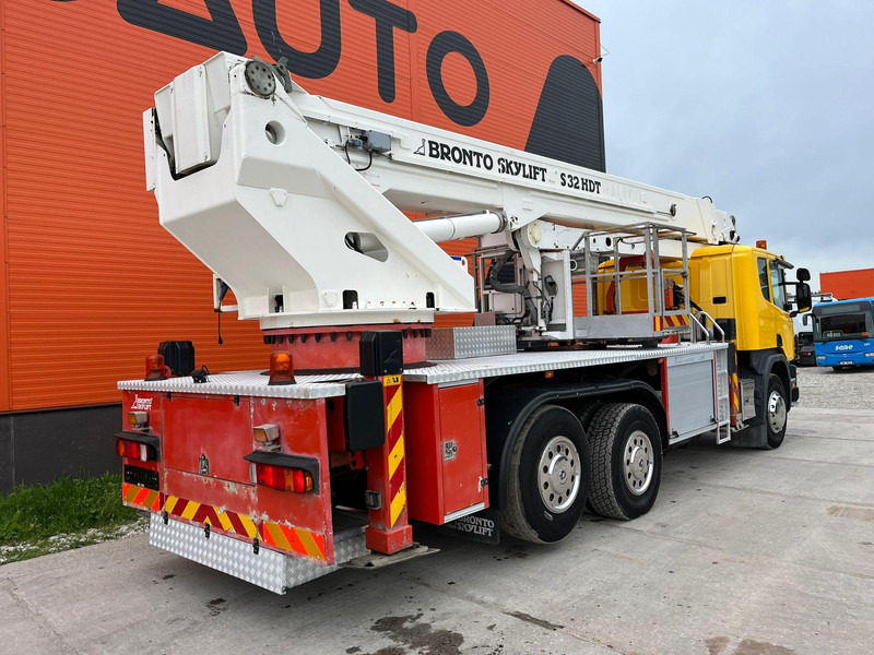 Scania P 114 6x2*4 BRONTO S 32 HDT / 32 meters / 440 kg - Plataforma elevadora: foto 5 Scania P 114 6x2*4 BRONTO S 32 HDT / 32 meters / 440 kg - Plataforma elevadora: foto 5
