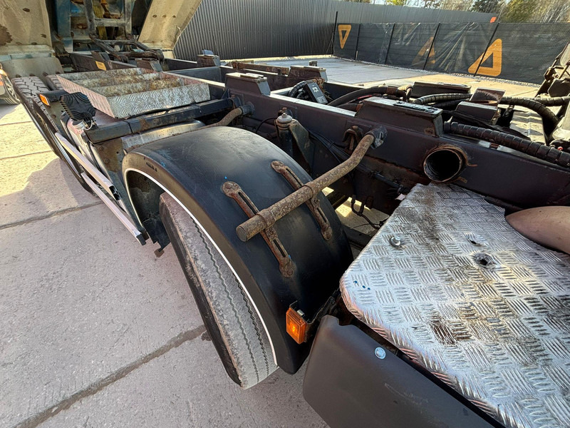 Camión volquete Scania P 440 8x4 RETARDER / FULL STEEL / BOX L=5850 mm: foto 16