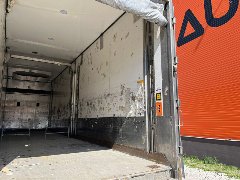 Remolque frigorífico Vak V-4-40 VECTOR 1950 / BOX L=10804 mm: foto 13 Remolque frigorífico Vak V-4-40 VECTOR 1950 / BOX L=10804 mm: foto 13