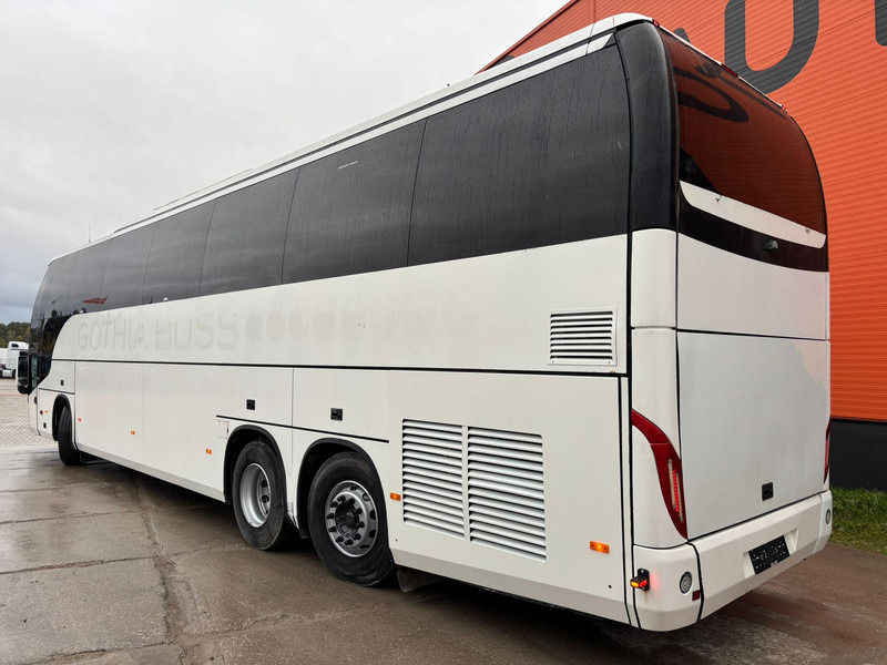 Volvo B12B Beulas Glory 6x2*4 61 SEATS / AC / AUXILIARY HEATING / WC - Autocar: foto 5 Volvo B12B Beulas Glory 6x2*4 61 SEATS / AC / AUXILIARY HEATING / WC - Autocar: foto 5