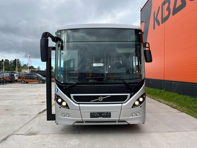 Volvo B8R 8900 LE 6x2*4 44 SEATS + 53 STANDING / AC / AUXILIARY HEATER - Autobús suburbano: foto 2 Volvo B8R 8900 LE 6x2*4 44 SEATS + 53 STANDING / AC / AUXILIARY HEATER - Autobús suburbano: foto 2