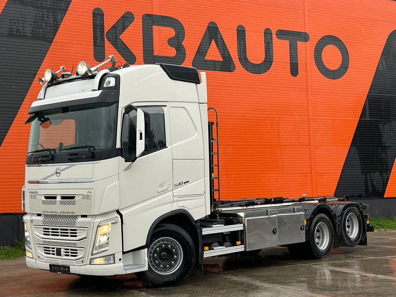 Volvo FH 540 6x4 HIAB 21 ton / L=5600 mm / RETARDER / TANDEM AXLE LIFT - Camión multibasculante: foto 1 Volvo FH 540 6x4 HIAB 21 ton / L=5600 mm / RETARDER / TANDEM AXLE LIFT - Camión multibasculante: foto 1
