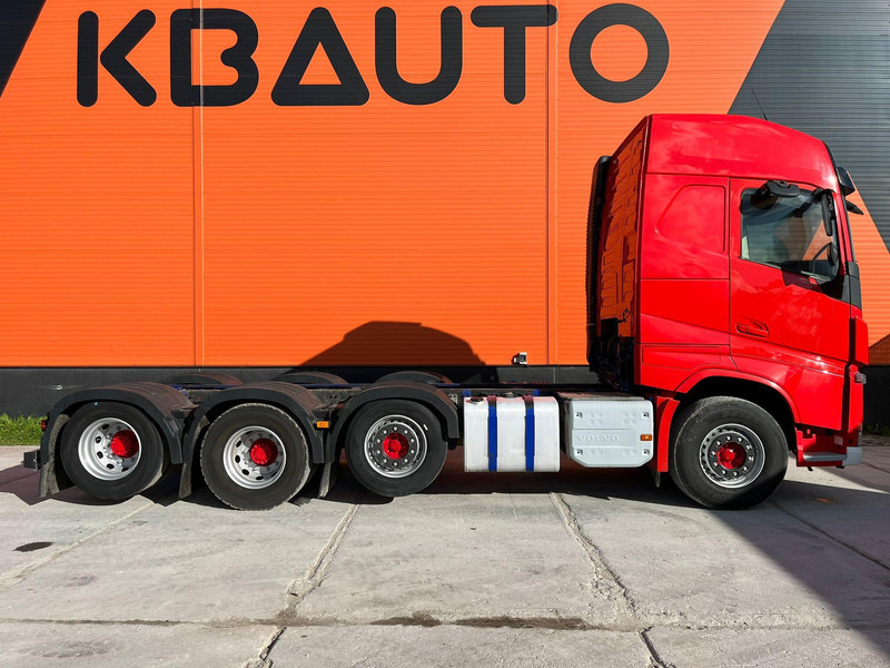 Volvo FH 540 8x2/4 RETARDER / CHASSIS L=5606 mm - Camión chasis: foto 4 Volvo FH 540 8x2/4 RETARDER / CHASSIS L=5606 mm - Camión chasis: foto 4