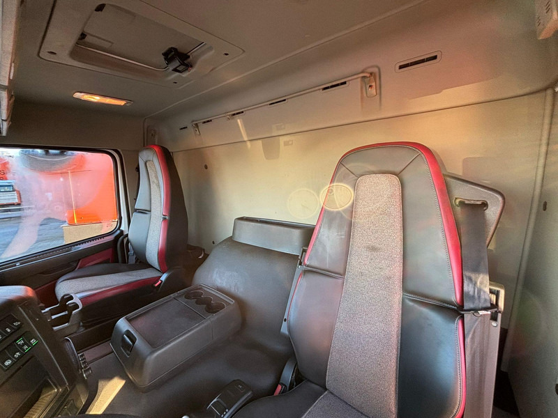 Camión portacontenedor de cadenas Volvo FM 330 4x2 LAXO LD126VA-2 / PLATFORM L=4300-5928 mm: foto 19