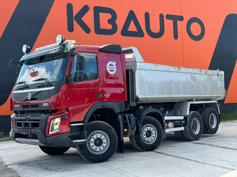 Volvo FMX 540 8x4 RETARDER / TANDEM AXLE LIFT / BIG AXLES - Camión volquete: foto 1 Volvo FMX 540 8x4 RETARDER / TANDEM AXLE LIFT / BIG AXLES - Camión volquete: foto 1
