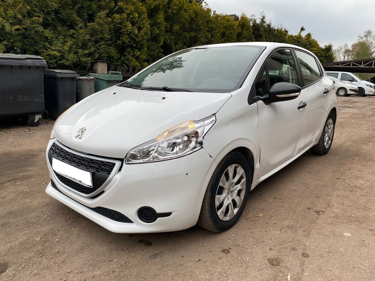 Peugeot 208 - Hatchback: foto 1 Peugeot 208 - Hatchback: foto 1