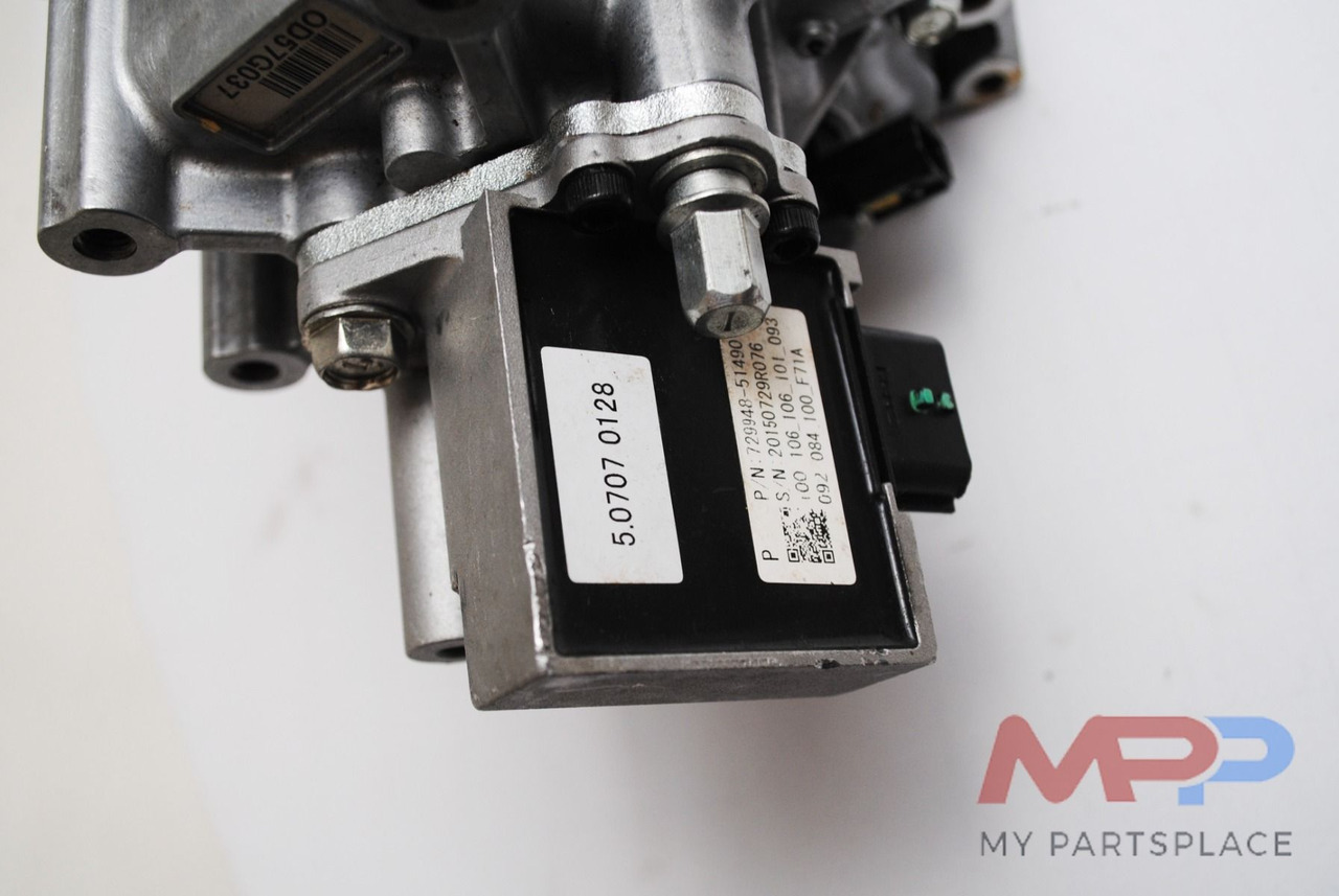 Yanmar Injectiepomp 4TNV98(T) 729948-51490 - Motor: foto 4 Yanmar Injectiepomp 4TNV98(T) 729948-51490 - Motor: foto 4