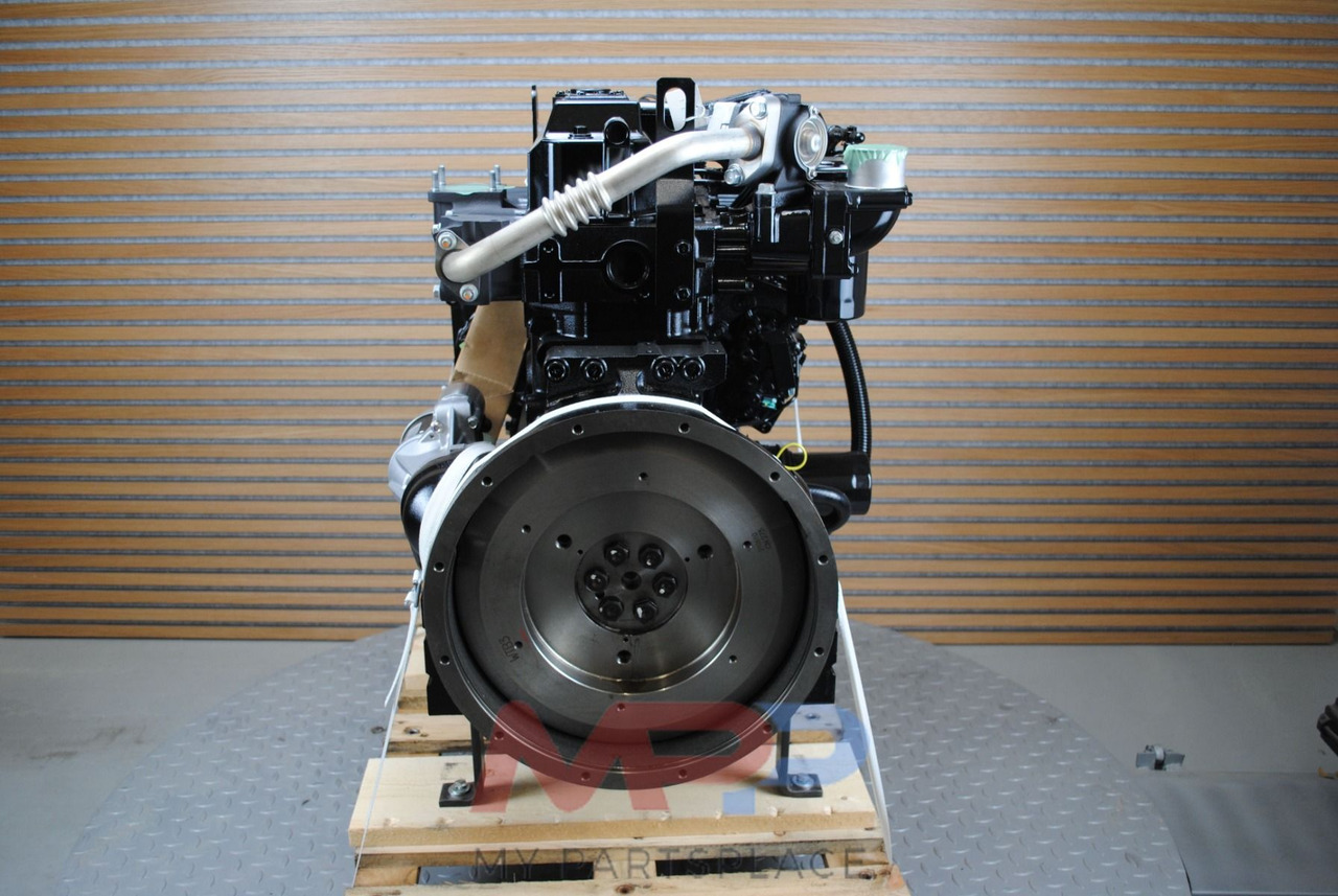 Yanmar Yanmar 4TNV98 - NEW - Motor: foto 3 Yanmar Yanmar 4TNV98 - NEW - Motor: foto 3