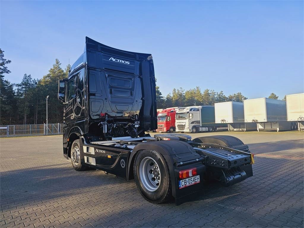 Mercedes-Benz ACTROS 1843  - Cabeza tractora: foto 3 Mercedes-Benz ACTROS 1843  - Cabeza tractora: foto 3