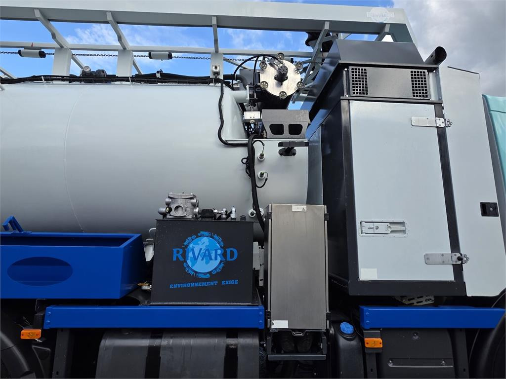 Limpieza de alcantarillado Renault 6x4 WUKO RIVARD RECYTLING for collecting liquid wa: foto 21