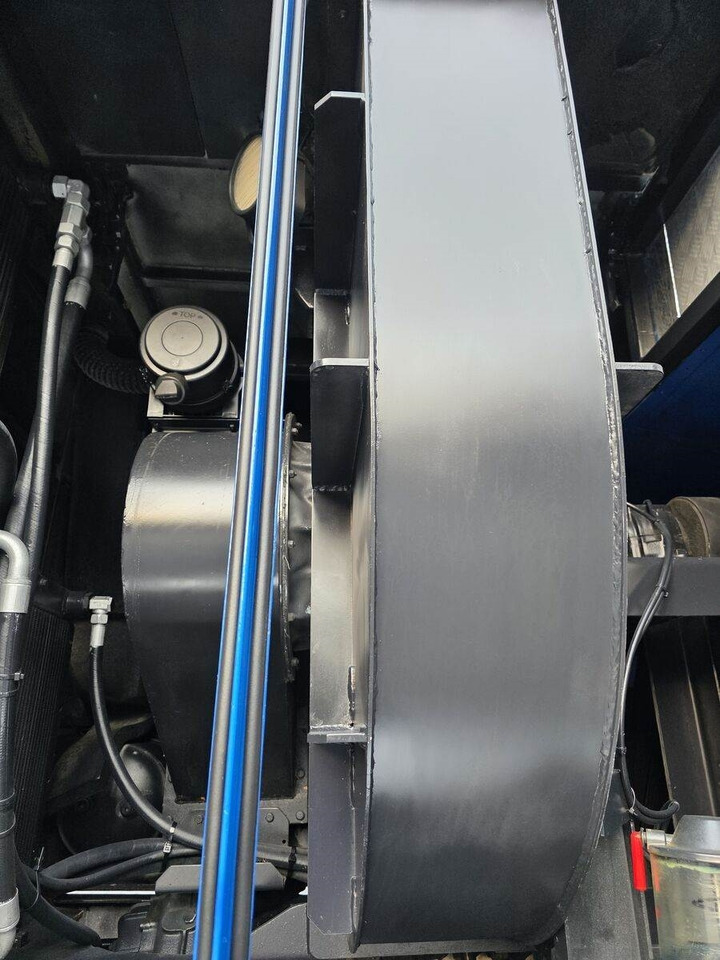 Leasing de Renault MTS DINO 3 Saugbagger vacuum cleaner excavator suc  Renault MTS DINO 3 Saugbagger vacuum cleaner excavator suc: foto 19