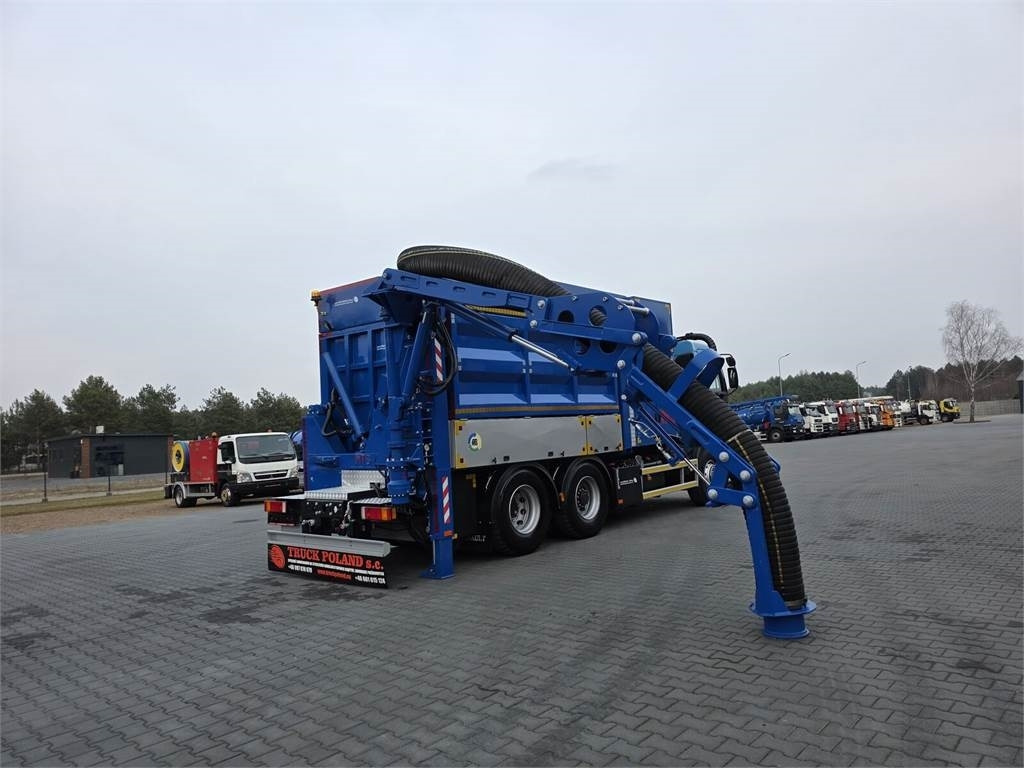 Leasing de Renault MTS DINO 3 Saugbagger vacuum cleaner excavator suc  Renault MTS DINO 3 Saugbagger vacuum cleaner excavator suc: foto 23