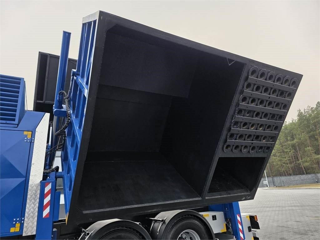 Leasing de Renault MTS DINO 3 Saugbagger vacuum cleaner excavator suc  Renault MTS DINO 3 Saugbagger vacuum cleaner excavator suc: foto 29