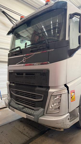 Volvo FH 500 - Cabeza tractora: foto 3 Volvo FH 500 - Cabeza tractora: foto 3