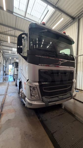 Volvo FH 500 - Cabeza tractora: foto 1 Volvo FH 500 - Cabeza tractora: foto 1