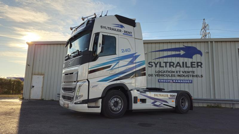 Volvo FH 500 Globetrotter XXL (Location / Rent) - Cabeza tractora: foto 1 Volvo FH 500 Globetrotter XXL (Location / Rent) - Cabeza tractora: foto 1