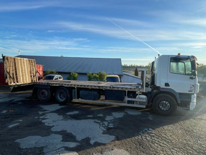 DAF CF85 FAT CF85.360 - Camión portavehículos: foto 1 DAF CF85 FAT CF85.360 - Camión portavehículos: foto 1