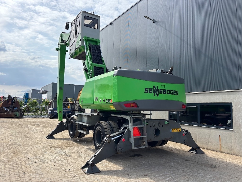 Sennebogen 835 M E -- 835E - 835M - Manipulador de materiales: foto 4 Sennebogen 835 M E -- 835E - 835M - Manipulador de materiales: foto 4