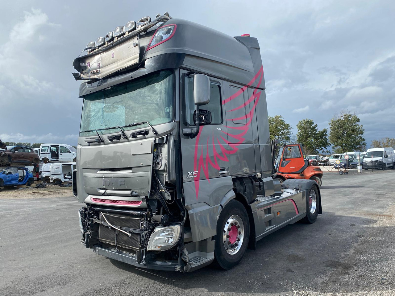 DAF XF 510 Super Space Cab - Cabeza tractora: foto 1 DAF XF 510 Super Space Cab - Cabeza tractora: foto 1