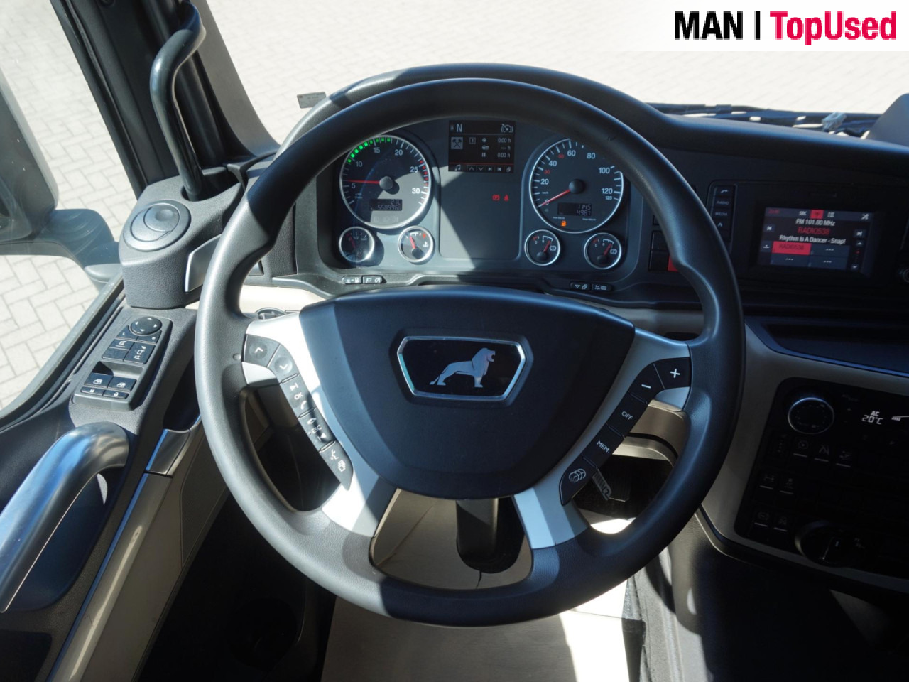 MAN TGX 18.470 4X2 BLS / XLX / 2 Tanks / EURO 6 - Cabeza tractora: foto 3 MAN TGX 18.470 4X2 BLS / XLX / 2 Tanks / EURO 6 - Cabeza tractora: foto 3
