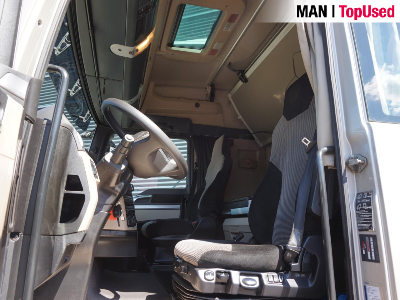 MAN TGX 18.470 4X2 BLS / XLX / 2 Tanks / EURO 6 - Cabeza tractora: foto 2 MAN TGX 18.470 4X2 BLS / XLX / 2 Tanks / EURO 6 - Cabeza tractora: foto 2