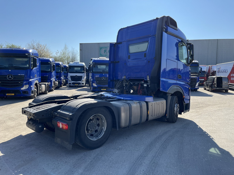 Mercedes-Benz Actros 1842 Streamspace / 937 dkm / 2 Tanks / NL Truck / 12x in stock - Cabeza tractora: foto 2 Mercedes-Benz Actros 1842 Streamspace / 937 dkm / 2 Tanks / NL Truck / 12x in stock - Cabeza tractora: foto 2