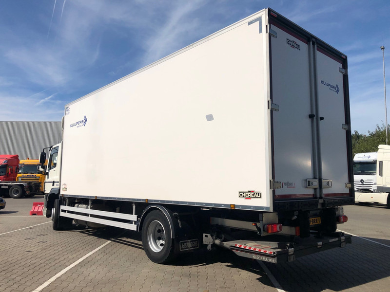 Camión frigorífico DAF CF 260 FA / Carrier Koeler / Chereau Frigo Box / Laadklep / APK TUV 09-26: foto 18