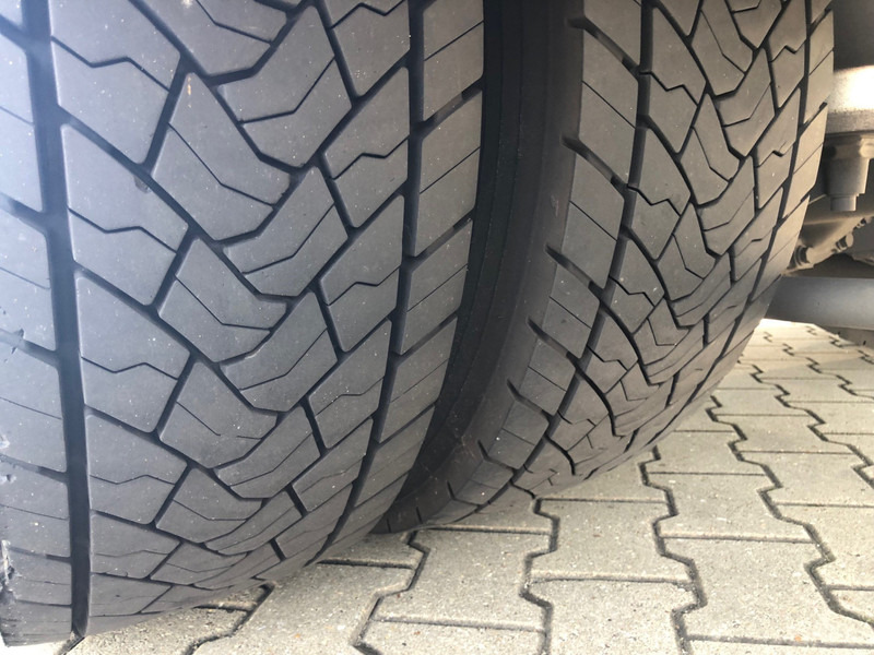 Camión frigorífico DAF CF 260 FA / Carrier Koeler / Chereau Frigo Box / Laadklep / APK TUV 09-26: foto 16