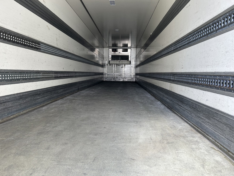H.T.F. HZO 39 / Carrier Vector 1800 Frigo / Loadlift 2500 kg / APK TUV 01-26 - Semirremolque frigorífico: foto 3 H.T.F. HZO 39 / Carrier Vector 1800 Frigo / Loadlift 2500 kg / APK TUV 01-26 - Semirremolque frigorífico: foto 3