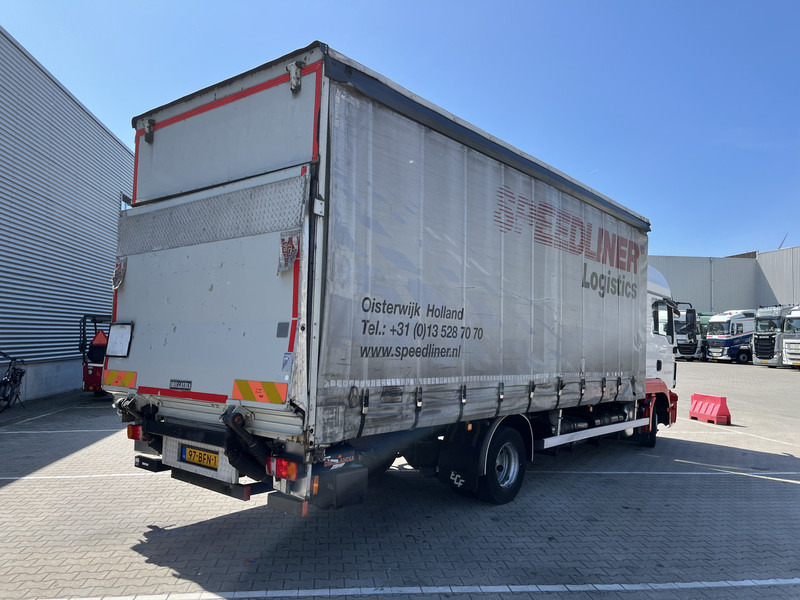 MAN TGL 12.250 Euro 6 / 12 Ton / 831 dkm / Curtainside / Loadlift / APK TUV 01-26 - Camión lona: foto 2 MAN TGL 12.250 Euro 6 / 12 Ton / 831 dkm / Curtainside / Loadlift / APK TUV 01-26 - Camión lona: foto 2